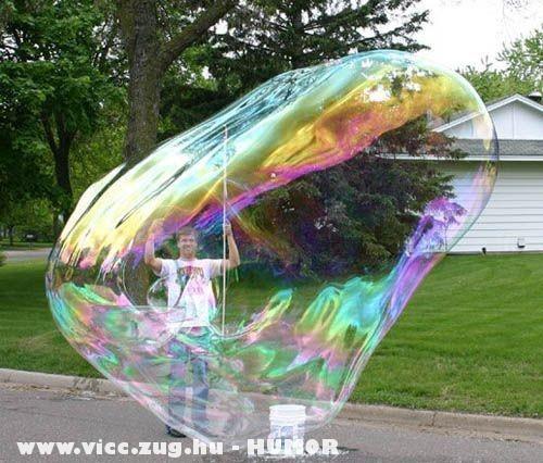 Óriás buborék