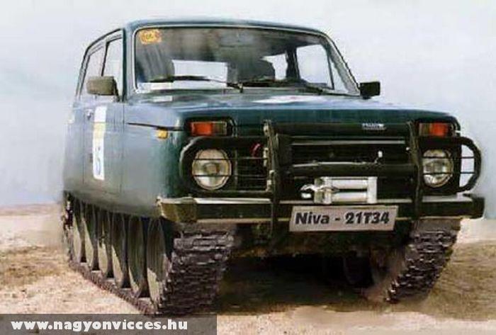 Lada Niva tank